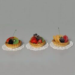 tarta artificiala decorativa cu fructe 8x4 cm 1988