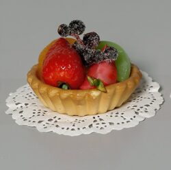 tarta artificiala decorativa cu fructe 8x4 cm 1991