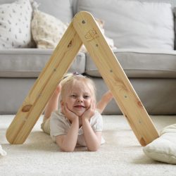 scara din lemn pentru copii triunghi de catarare tip pikler montessori alb meowbaby copie 887574