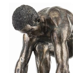Decoratiune figurina atlet nuanta bronz 24x33.5x17 cm3